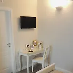 Affittacamere Vicolo Fiore 4*