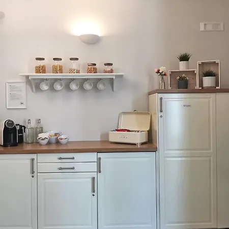Vicolo Fiore 4*
